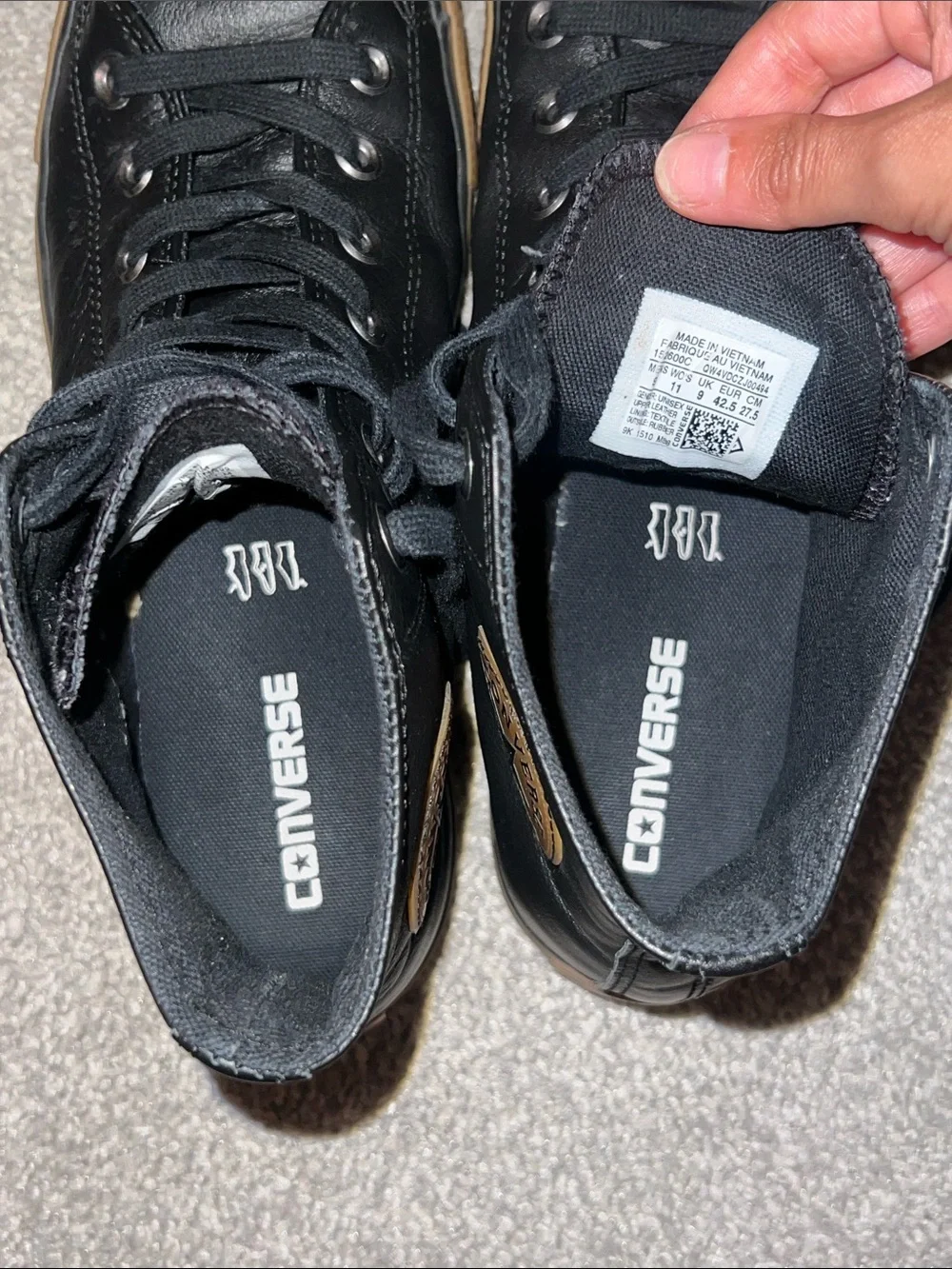 Unisex Converse Chuck Taylor All Star HighTops sz men’s 9/womens 11 🖤🤎 - Picture 10 of 12
